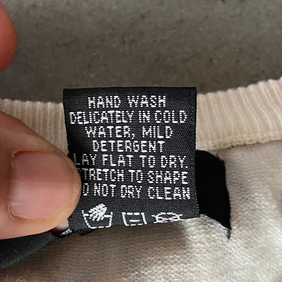 Karen Kane S Animal Print on Ivory Smooth Knit Cardigan Sweater IMMACULATE! - Picture 15 of 15